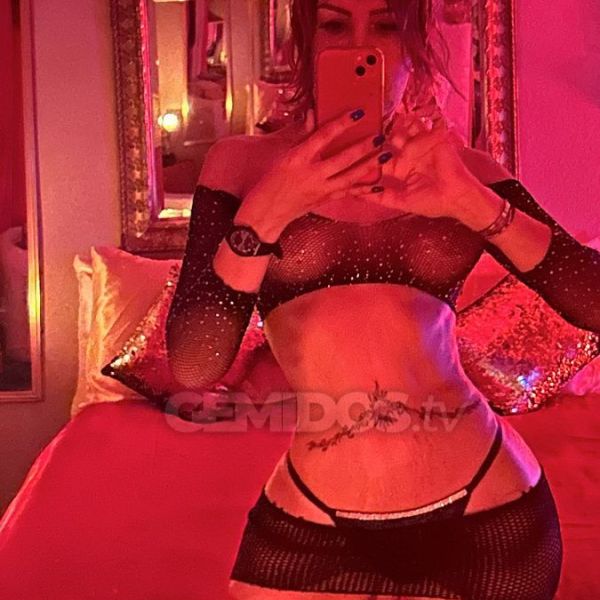 I am an exclusive luxury companion catering to the elite gentleman who prefers  the finer things in life. You will find me confident and charismatic, generally attracting sophisticated gentlemen who value beauty, elegance, intelligence,  and depth. In private I am passionate, erotic, naughty, and adventurous. I will put you at ease the moment we meet and my presence will give you a sense of  comfort and relaxation. I believe in quality over quantity which is why I only  cater to gentlemen who appreciate quality encounters with a wonderful  companion. I am available for hour visits, multiple hour visits, dinner dates,  wild night out in the town and overnight/weekend getaways.


ELECTRA XXX 💋

Speak English , Spanish, portugués and Italian 
PRIVATE CLEAN , EXOTIC INCALL  
 Screening Required 
 INSTEAD it will be LOCKED  automatically

Your  1st text to Me should flow  with  you information :
Name , age , phone number Ethnicy and line work .
References are required : 
Provider 
Web page , Name and phone number . 

!! NOT NEWBIE ( !!! Don’t Insist ) 

Anything else will be  IGNORED !!!!  To help complete your verification,and certainly in the interest of time
alternative  screen is accepted : 
LinkedIn  , work badge , ID or Bussines 